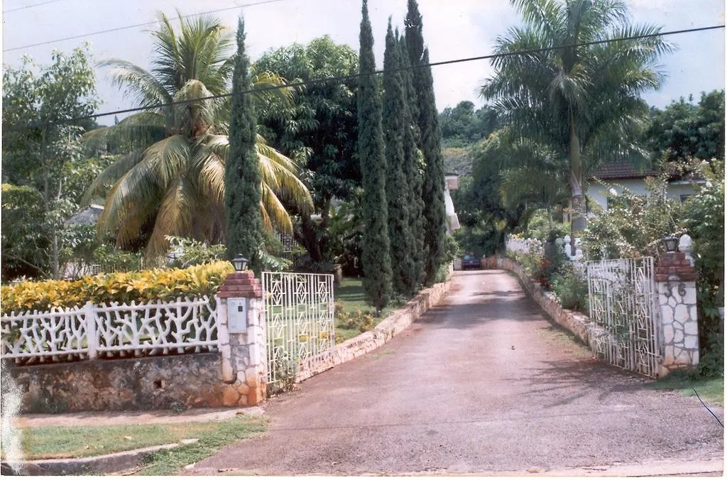 מונטגו ביי Comfort Kingdom Villa דירה