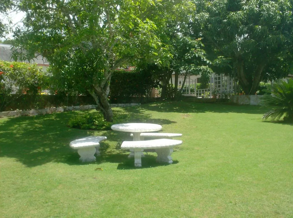 Comfort Kingdom Villa Montego Bay 0*,  Jamaica